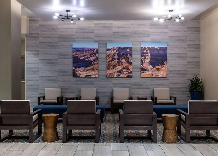 Hotel La Quinta & By Wyndham Petrified Forest 3*
