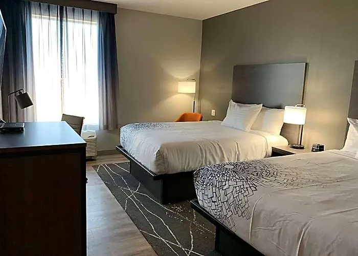 La Quinta & By Wyndham Petrified Forest Hotel 3*